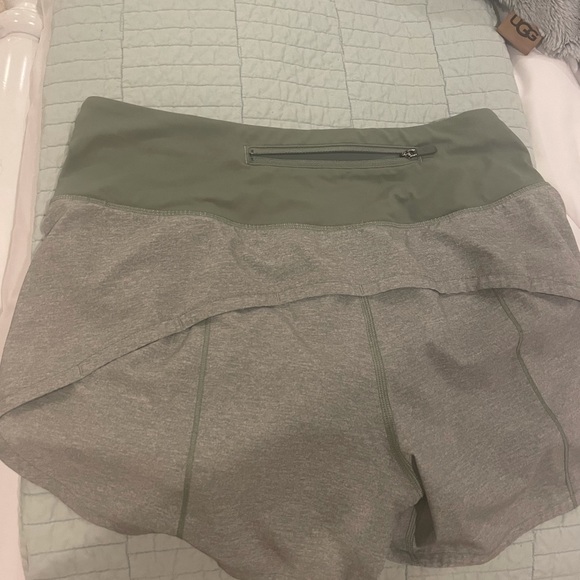 lululemon green short - Picture 2 of 4